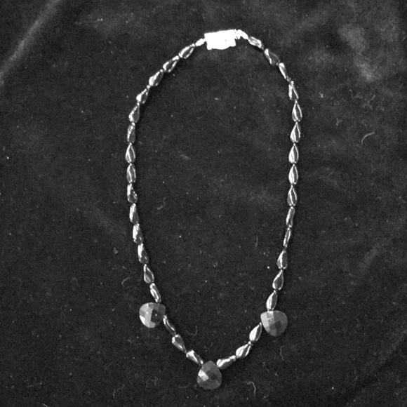 Beautiful Handcrafted Black Beaded Necklace - Picture 2 of 6